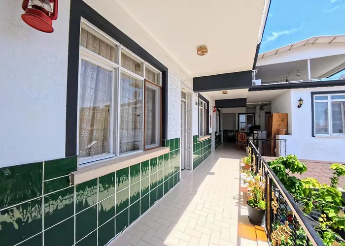 Ξενοδοχείο Kervansaray 3*