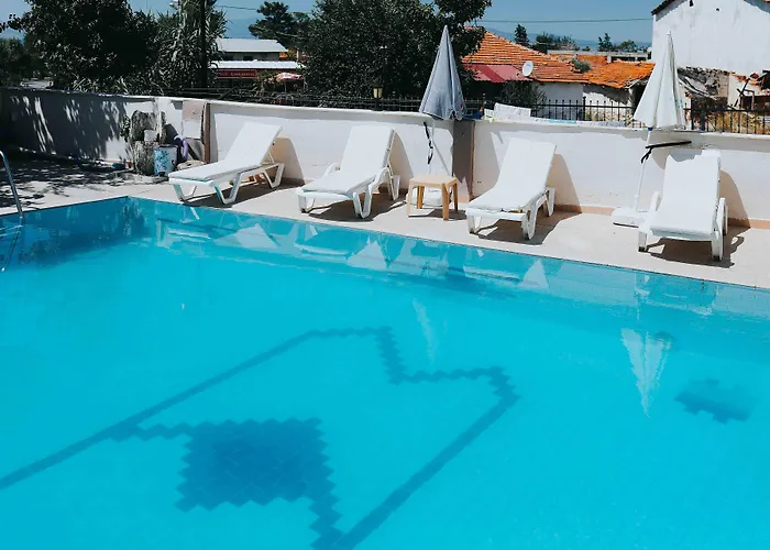 Ξενοδοχείο Kervansaray 3*