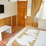 Ξενοδοχείο Kervansaray 3*