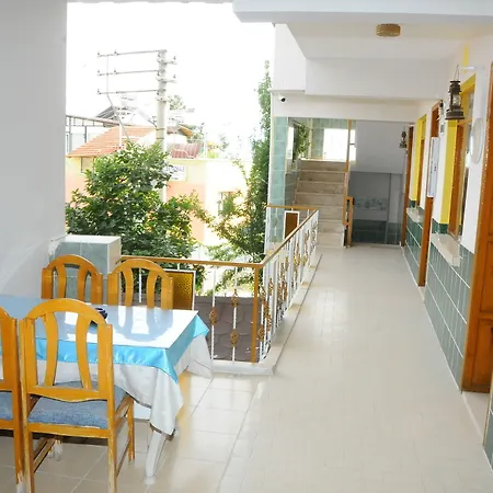 Hotel Kervansaray 3*